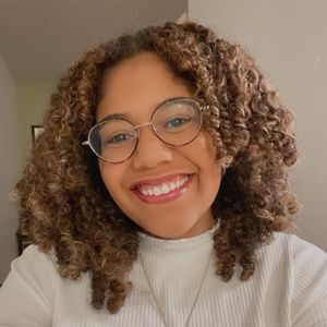 Meet your Posher, Celisia